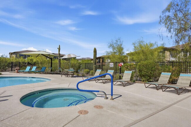 Building Photo - 5100 E Rancho Paloma Dr