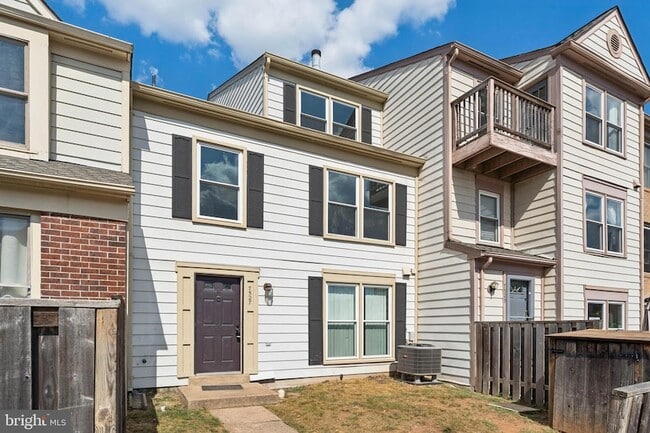 Building Photo - 7527 Belle Grae Dr