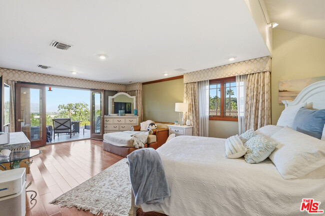 Building Photo - 3664 Gleneagles Dr