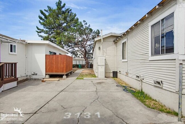 Building Photo - Fully Updated 3Bdm 2Ba Home Located in a Prime Area of San Diego