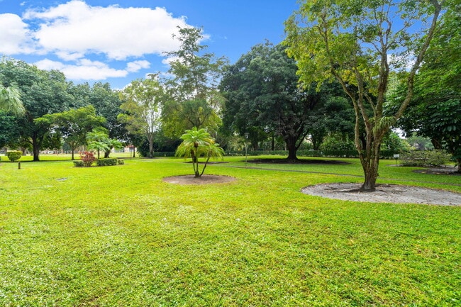 Building Photo - 5900 NW 44th St