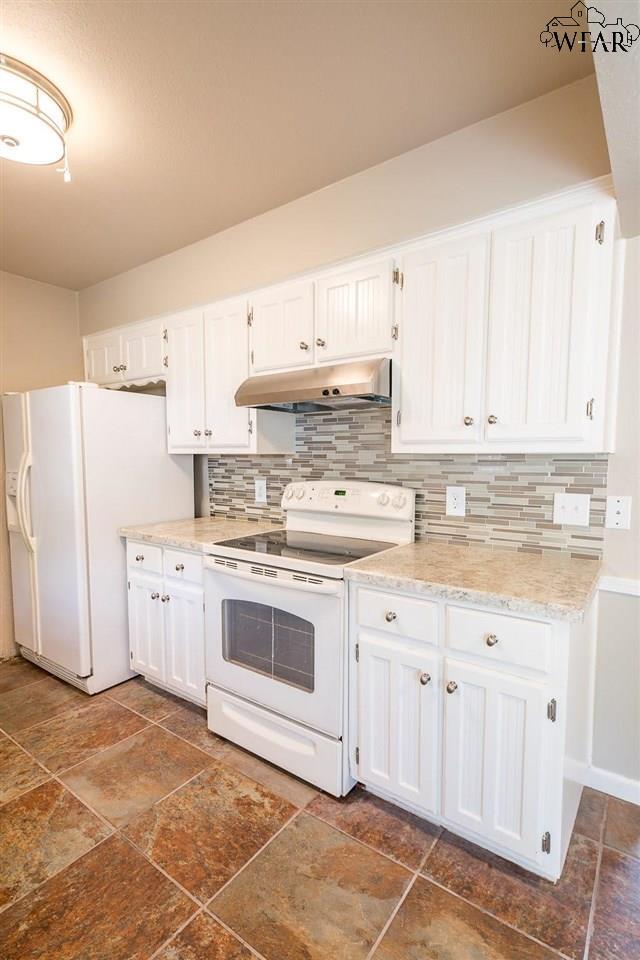 Building Photo - 6000 Laci Ln