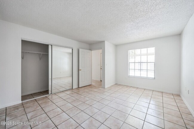 Building Photo - 422 Thor Ave SE