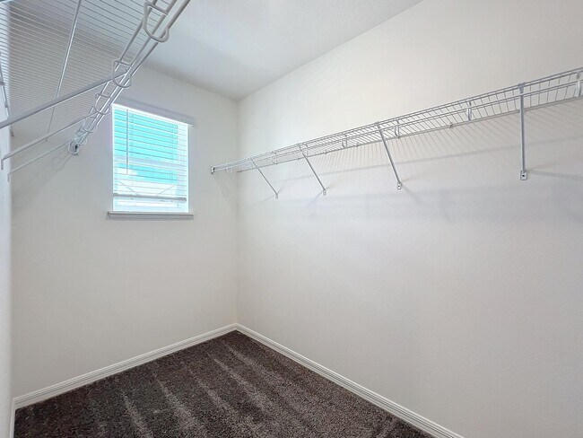 Building Photo - 3886 Academia Ave
