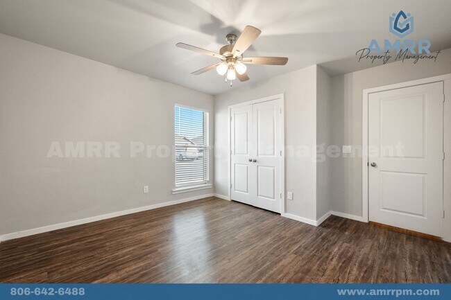Building Photo - 2034 Kenwood Ave