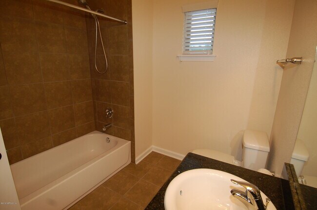 Building Photo - 558 Amber Creek Dr