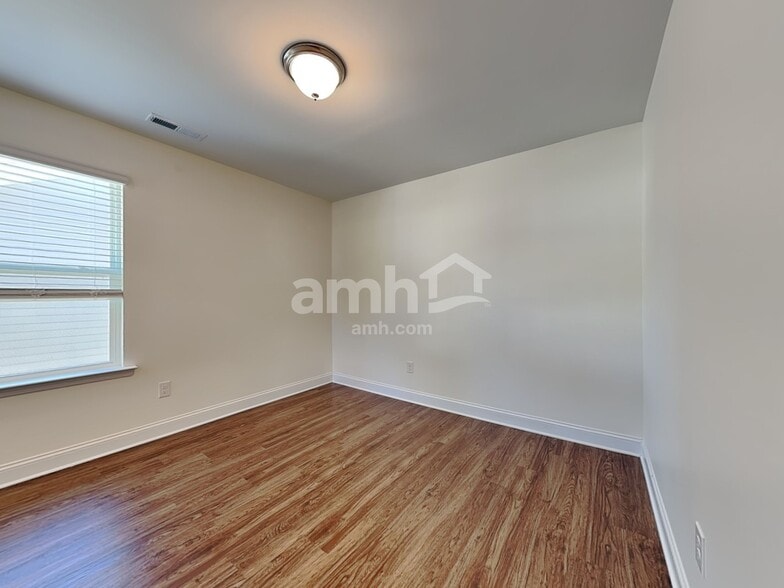 Building Photo - 17331 Alydar Commons Ln