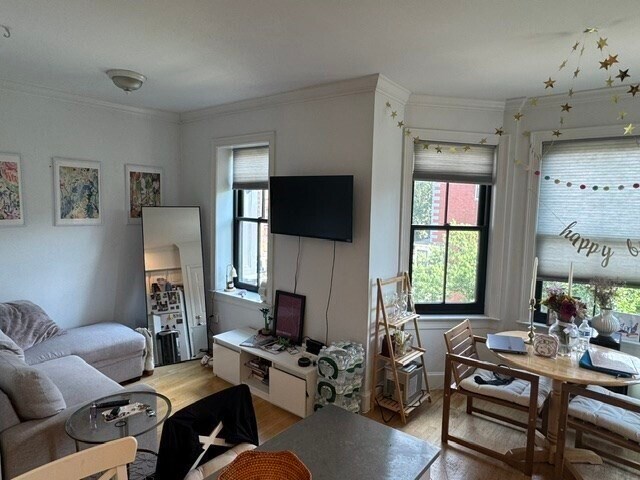 Building Photo - 575 Tremont St