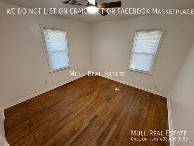 Building Photo - 1801 Oxford Way