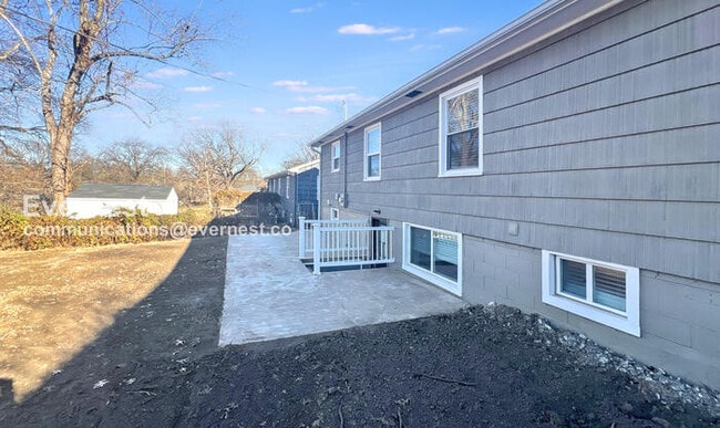 Building Photo - 7624 Nall Ave