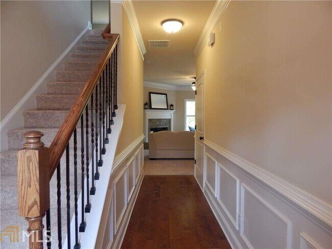 Building Photo - 1236 Windstone Dr