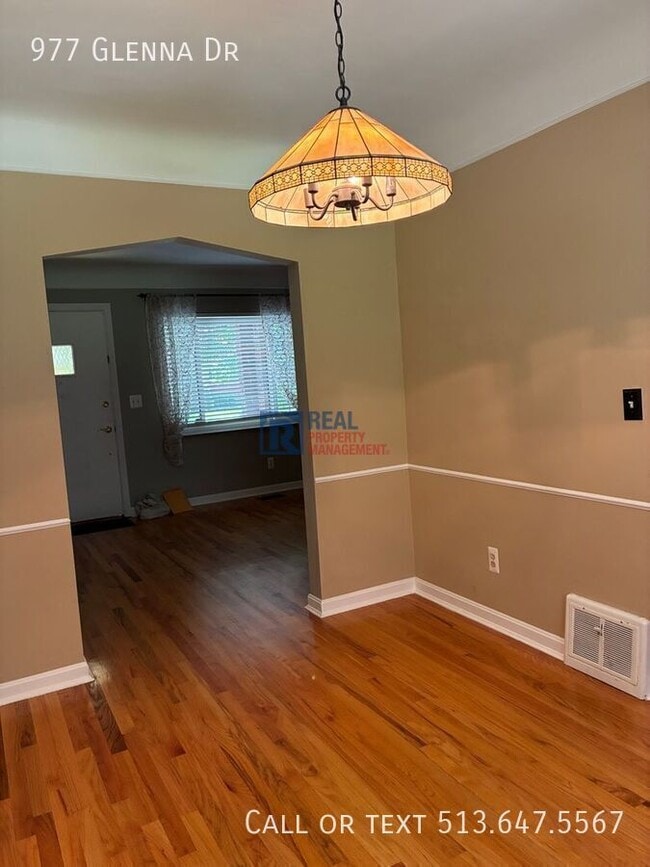Building Photo - 977 Glenna Dr