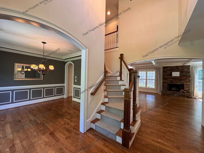 Building Photo - 3353 Cheswick Dr