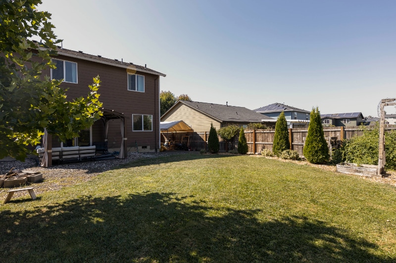 Building Photo - 1026 E 15th St