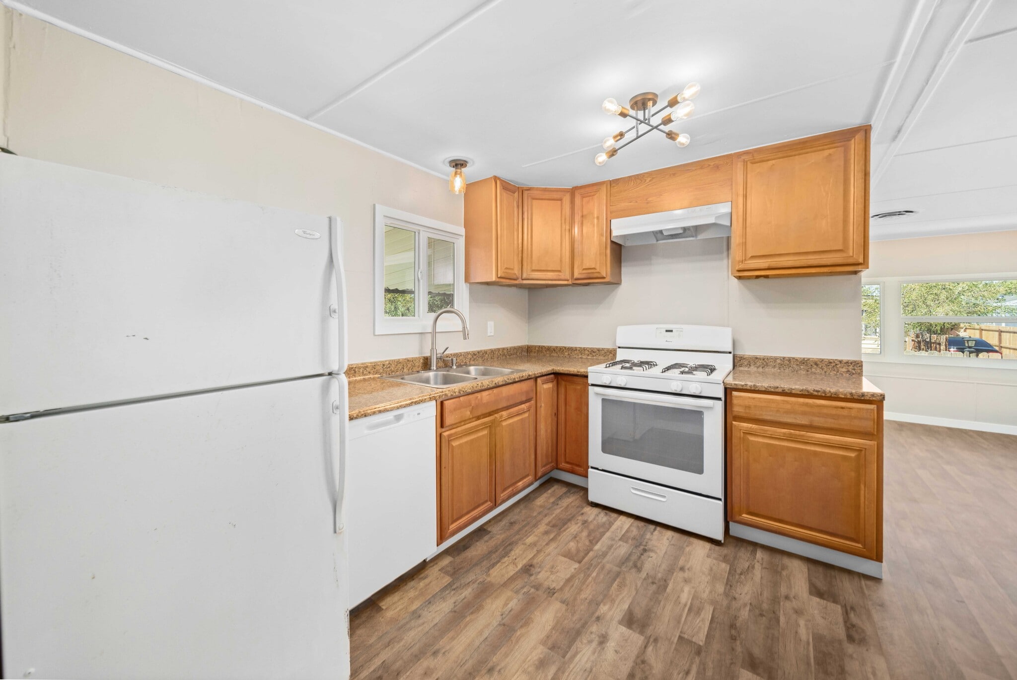 Building Photo - 3300 15th St W