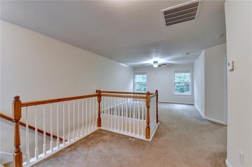 Building Photo - 1641 Tailmore Ln NW