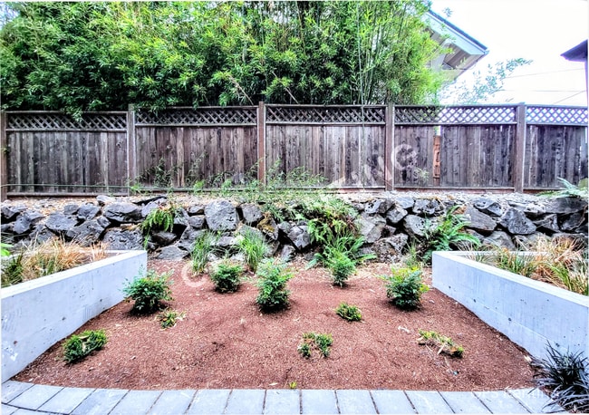 Building Photo - 8354 14th Ave NW