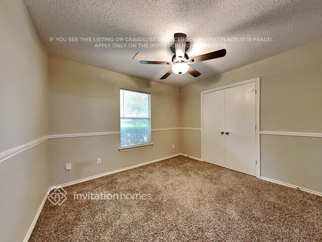 Building Photo - 1042 Ridgecrest Dr