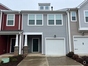Building Photo - Stunning 3/2 Rental Unit in Prime Simpsonv...