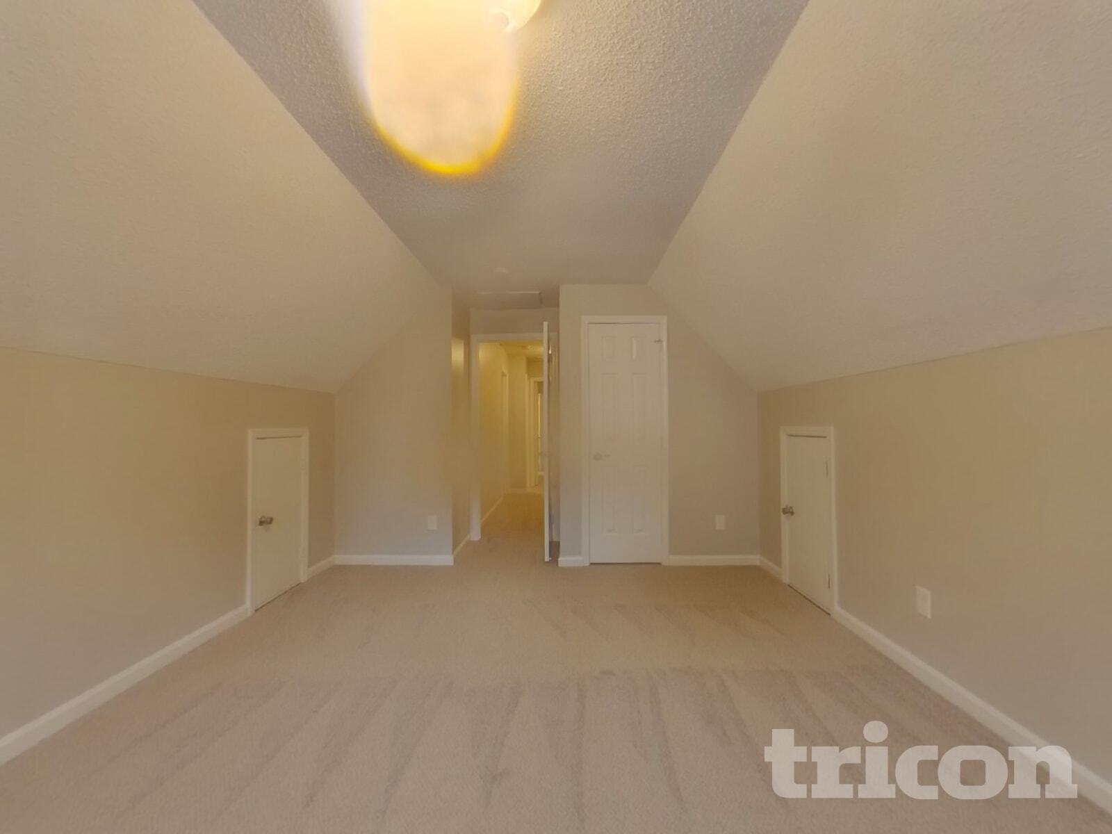 Building Photo - 10007 Northwoods Forest Dr