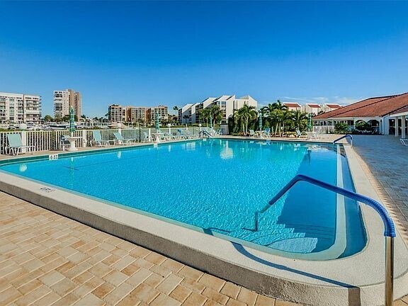 Building Photo - 7882 Sailboat Key Blvd S