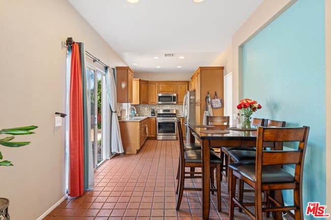 Building Photo - 13723 Rancho Ln