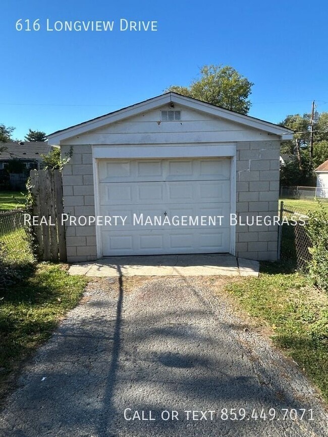 Building Photo - 616 Longview Dr