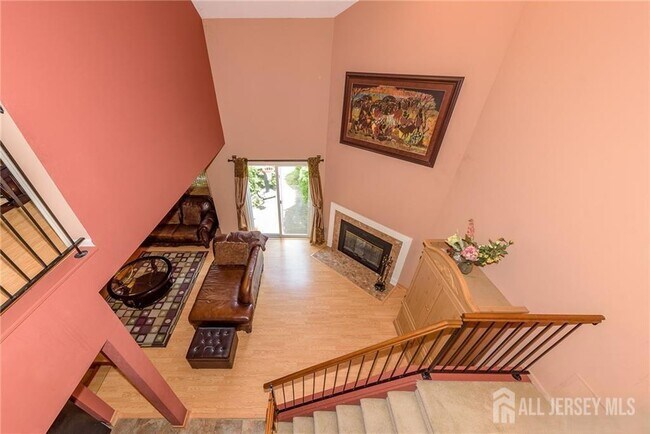 Building Photo - 93 Jill Ct