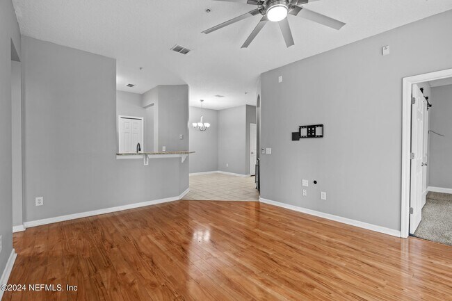 Building Photo - 8601 Beach Blvd