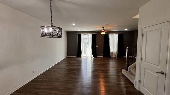Building Photo - 1645 Sager Way