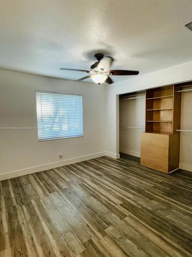 Building Photo - 8084 NW 41st Ct