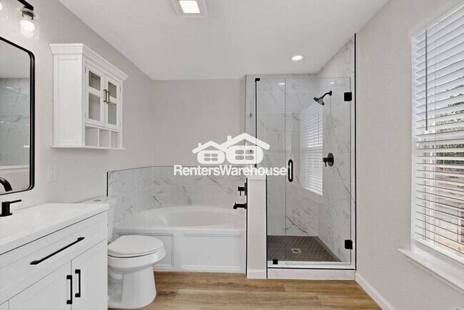 Building Photo - Haslet New Listing Completely Refreshed