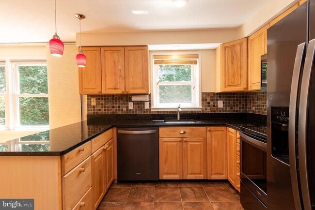 Building Photo - 13205 Black Walnut Ct