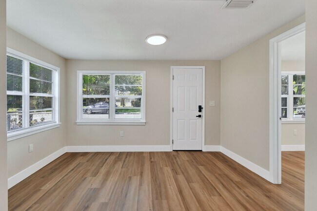 Building Photo - 3714 Morton Ave