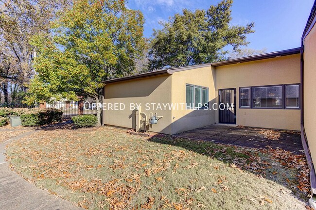 Building Photo - 5013 Scheibler Rd