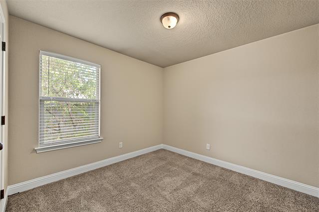 Building Photo - 3216 S Cherry Ln