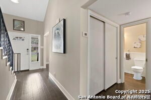 Building Photo - 116 S Gardenview Dr