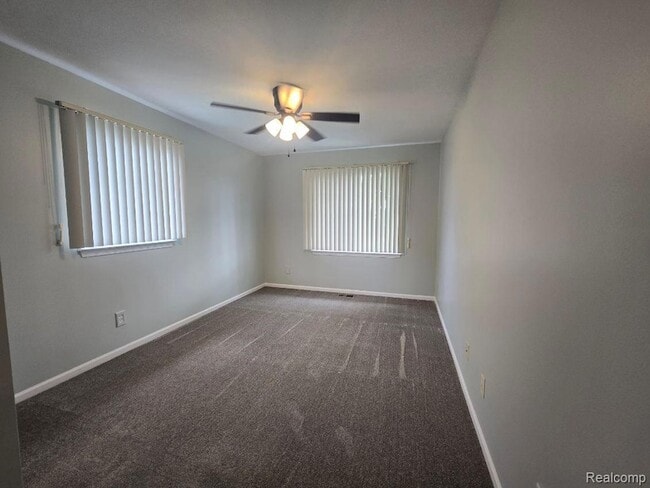 Building Photo - 24015 Fairlane Blvd