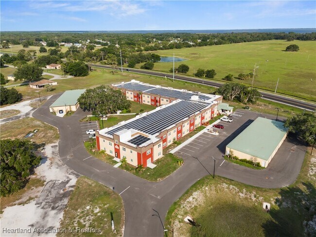 Building Photo - 260 Spanish Moss Cir