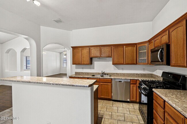 Building Photo - 3141 Fury Point Pl