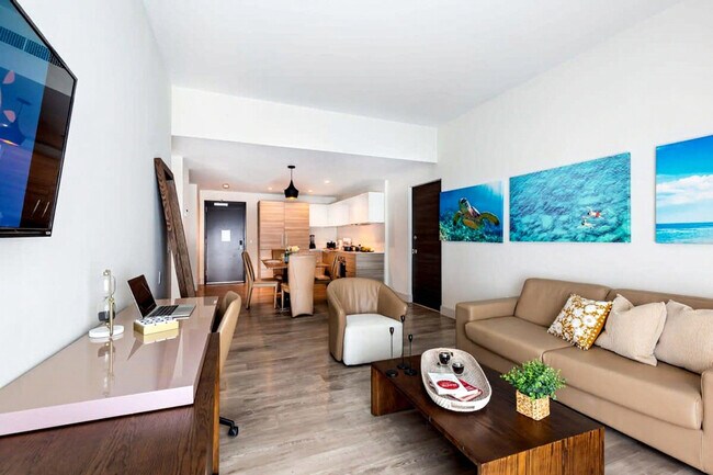 Building Photo - 777 N Ocean Dr