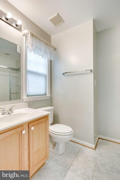 Building Photo - 26161 Rachel Hill Dr