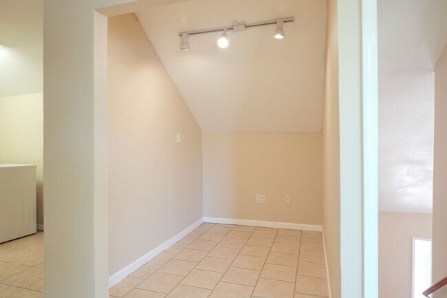 Building Photo - 24306 Romin Dr