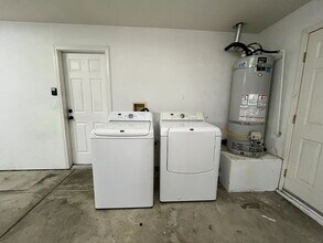 Building Photo - Welcome to your next home in Desert Hot Springs a beautifully maintained and recently renovated 3...