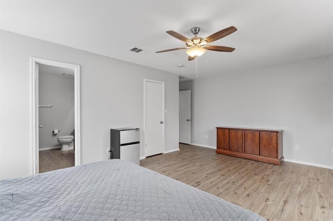 Building Photo - 3508 Sandy Brook Dr