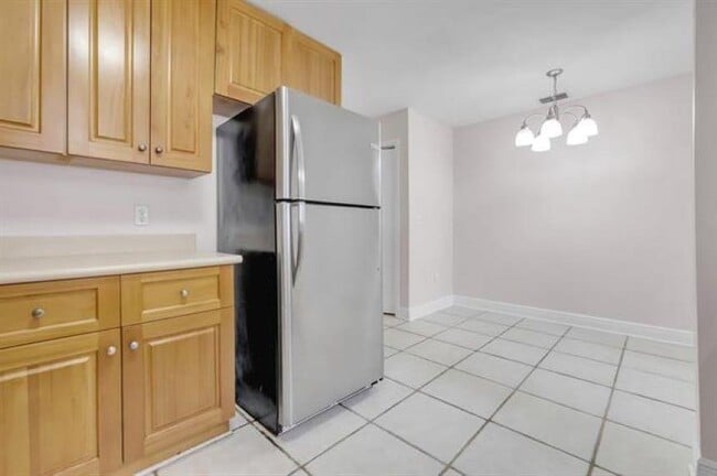 Building Photo - 3397 Sawtooth Dr