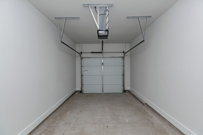 Building Photo - Monte Vista Townhomes