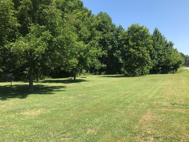 Building Photo - Completely Remodeled Home on a Dead End Road