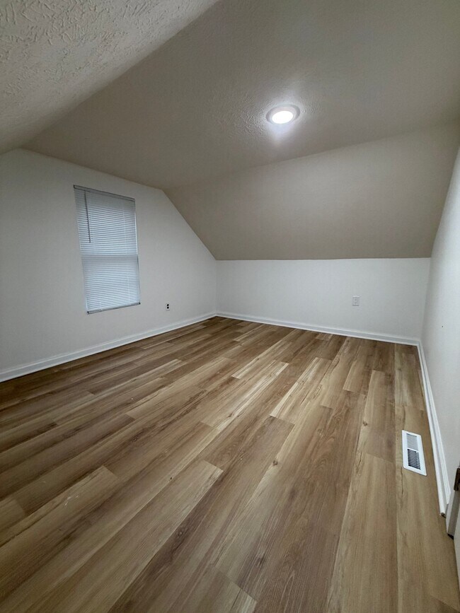Building Photo - 1305 Avenue C
