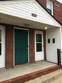 Building Photo - 1905 Grayland Ave